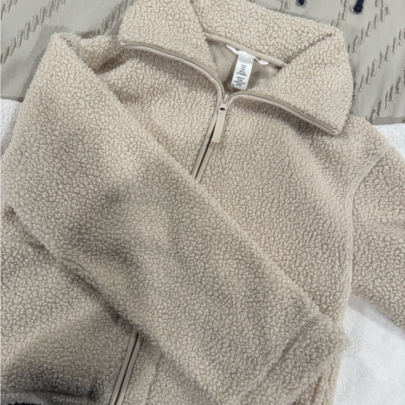 Fleece Jacket - Picture 3 of 4